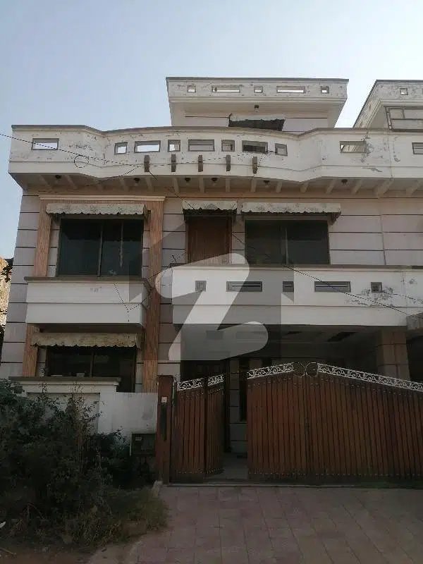 8 Marla Used Luxury House For Sale In G13 Islamabad