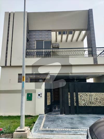 8 Marla Brand House For Sale In Bahria Orchard Southern District Lahore