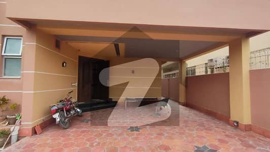 20-Marla Lower portion for Rent in DHA Ph-5 Lahore Owner Built House.