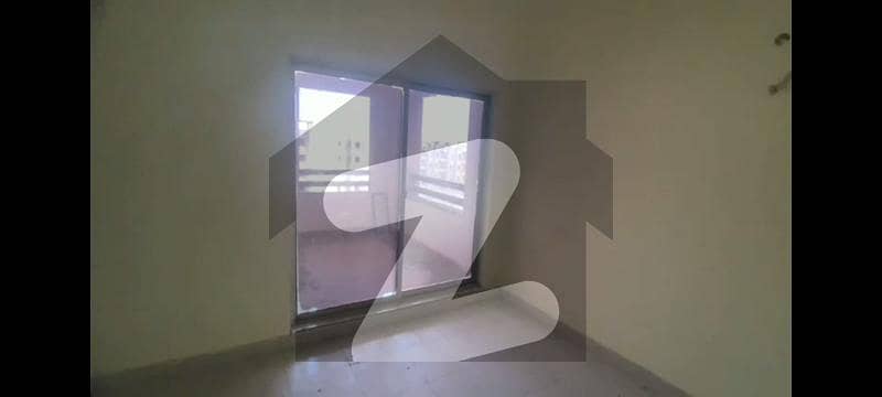 3 BEDROOMS LAVISH BAHRIA APARTMENTS AVAILABLE FOR SALE