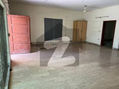 Facing Park 1 Kanal Upper Portion For Rent In Pcsir Staff Society