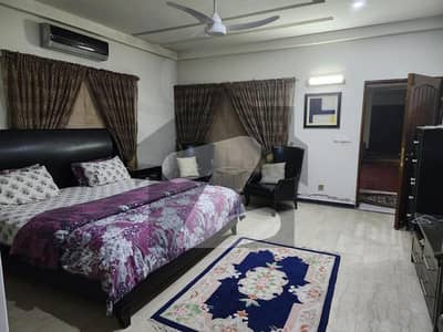 1 bedroom on sharing for females available for rent dha phase 5 prime location near lums university