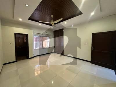 FURNISHED KANAL HOUSE FOR SALE 7KV SOLAR INSTAL BAHRIA TOWN PH3