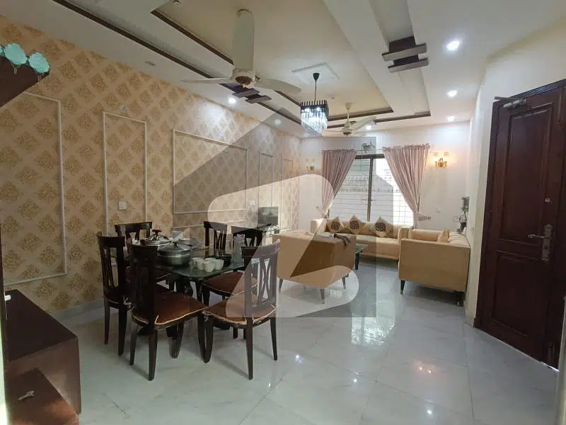 DHA FULLY FURNISHED Luxury House For Short And Long Term