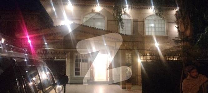 666 Sq Yard 9 Bedrooms Perfect Location Triple Storey House For Sale In F-11/2 Islamabad