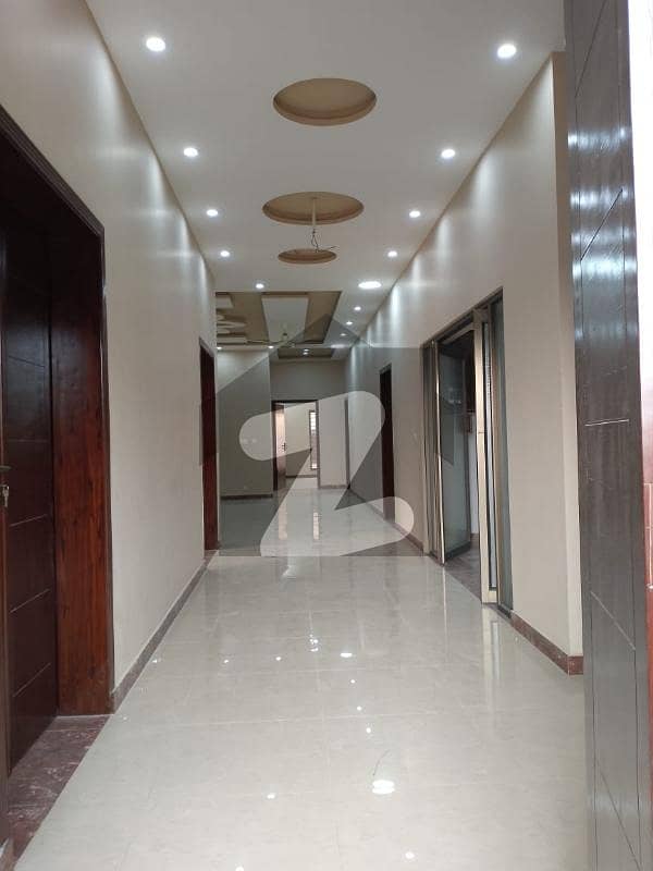 پی آئی اے ہاؤسنگ سکیم لاہور میں 3 کمروں کا 1 کنال بالائی پورشن 90.0 ہزار میں کرایہ پر دستیاب ہے۔