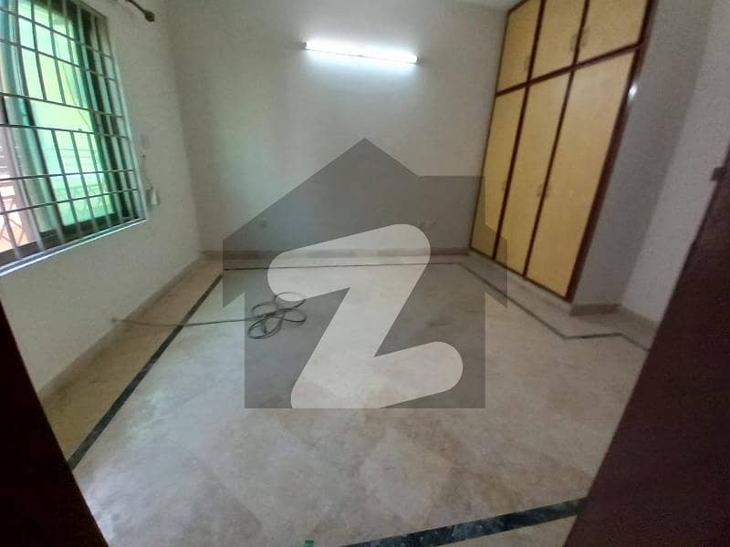 Renovated 9 Bedroom House Available In G-11 For Rent