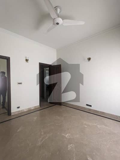 1 Kanal Upper Portion For Rent