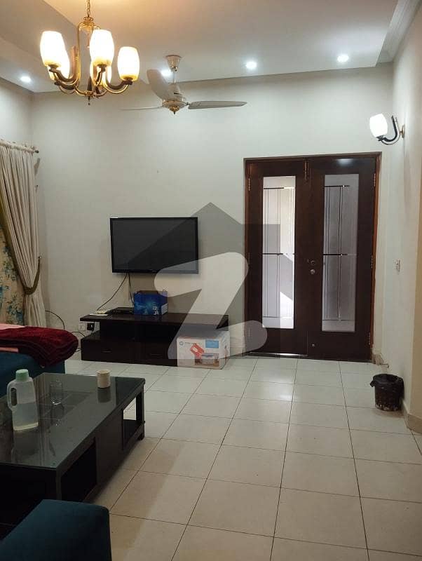 11 Marla fully Furnished House Available for rent Minimum 6month and Maximum years available