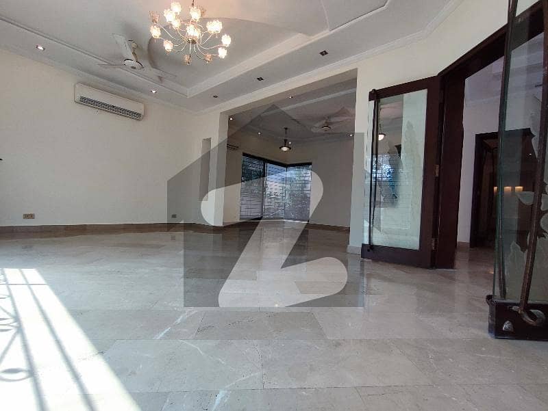 1 Kanal Slightly Used House For Sale DHA Phase 4