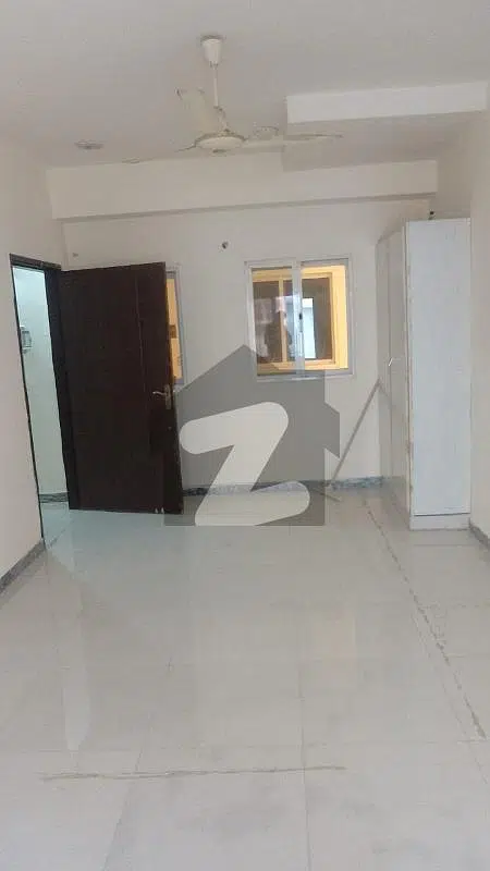 1 Bedroom Unfurnished Apartment For Rent