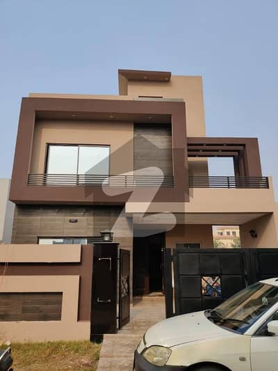 10 Marla House For Sale Sector M7C In Lake City Lahore.