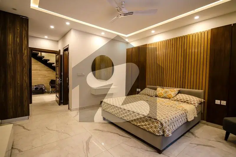 Luxury House For Sale in F-7 Islamabad