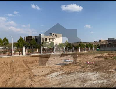 گلبرگ گرینز ۔ بلاک ڈی گلبرگ گرینز,گلبرگ,اسلام آباد میں 10 کنال رہائشی پلاٹ 17.0 کروڑ میں برائے فروخت۔