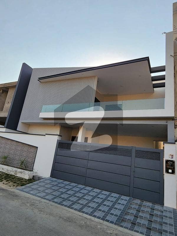 8.33 Marla Brand New House For Sale Near Main Sadiq Canal Road Rahim-Yar-Khan