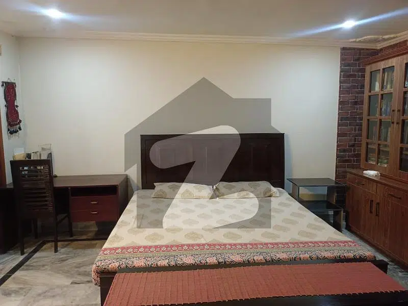 FURNISHED FLAT AVAILABLE FOR RENT IN BANI GALA