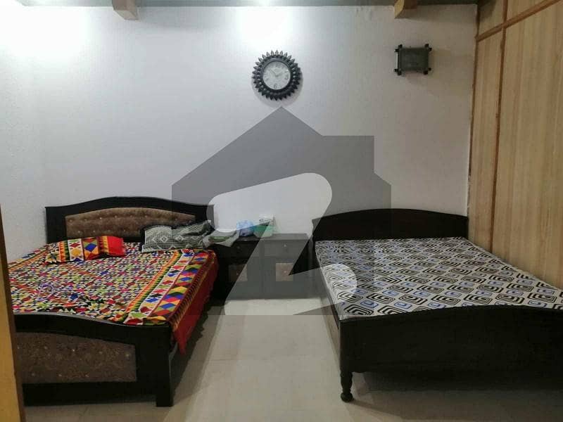 ماڈل ٹاؤن لاہور میں 1 کمرے کا 1 مرلہ مکان 10.0 ہزار میں کرایہ پر دستیاب ہے۔