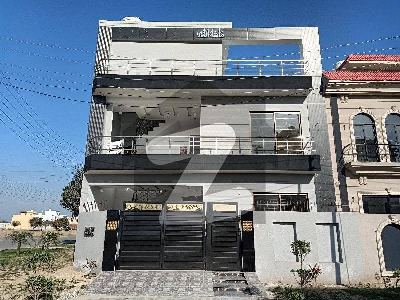 Centrally Located House For sale In Central Park Housing Scheme Available