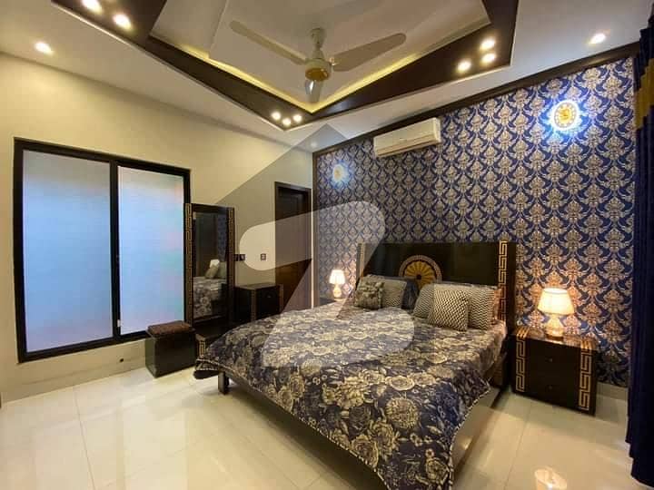 بحریہ ٹاؤن سیکٹر ای بحریہ ٹاؤن,لاہور میں 5 کمروں کا 10 مرلہ مکان 1.7 لاکھ میں کرایہ پر دستیاب ہے۔