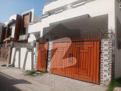 پنجاب کوآپریٹو ہاؤسنگ سوسائٹی لاہور میں 4 کمروں کا 10 مرلہ مکان 2.75 کروڑ میں برائے فروخت۔