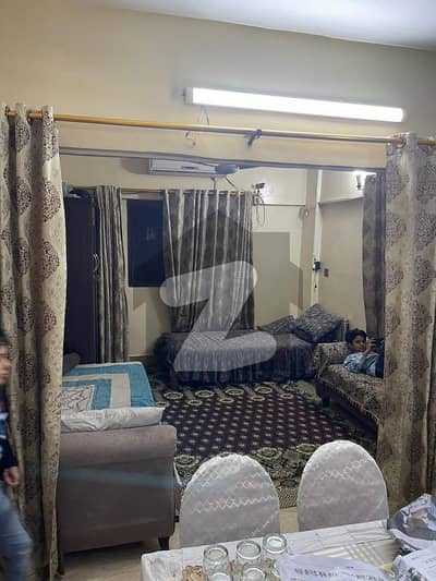 نارتھ ناظم آباد ۔ بلاک ایم نارتھ ناظم آباد,کراچی میں 2 کمروں کا 4 مرلہ فلیٹ 60.0 لاکھ میں برائے فروخت۔