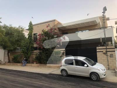 مسلم آباد سوسائٹی کراچی میں 5 کمروں کا 15 مرلہ مکان 11.5 کروڑ میں برائے فروخت۔