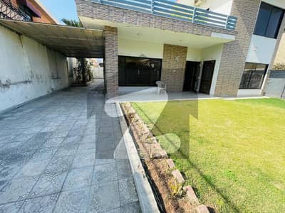Luxury House On Extremely Prime Location Available For Rent In Islamabad