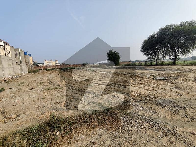 10 marla commercial plot for sale in eden abad