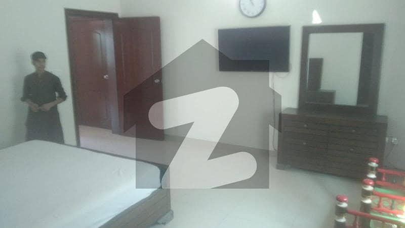 1 KANAL 06 BED ROOM DOUBLE TV LOUNGE, MARBLE & TILE MIXED FLOORING RENOVATED