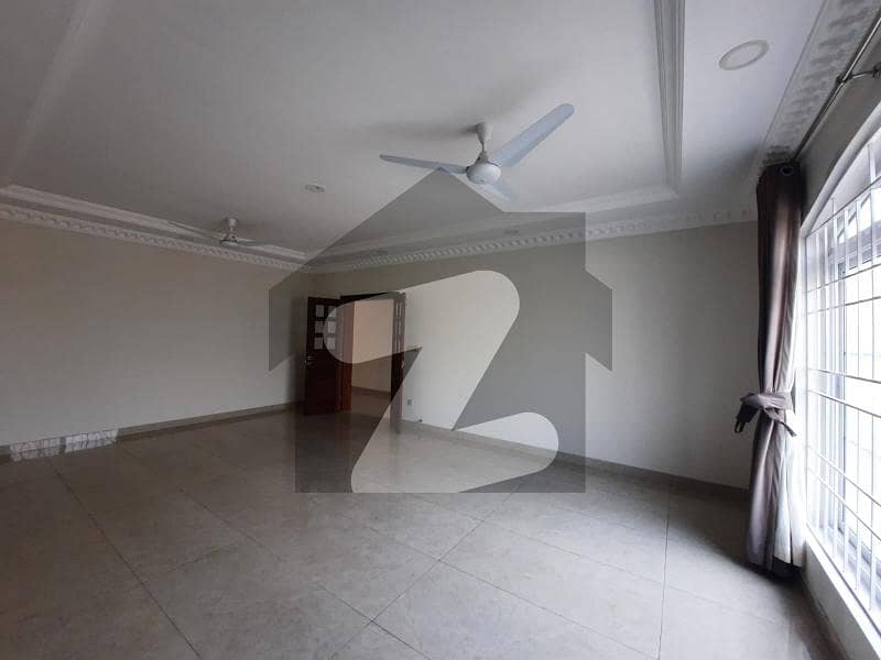 3 Bed Askari Apartment Available For Rent