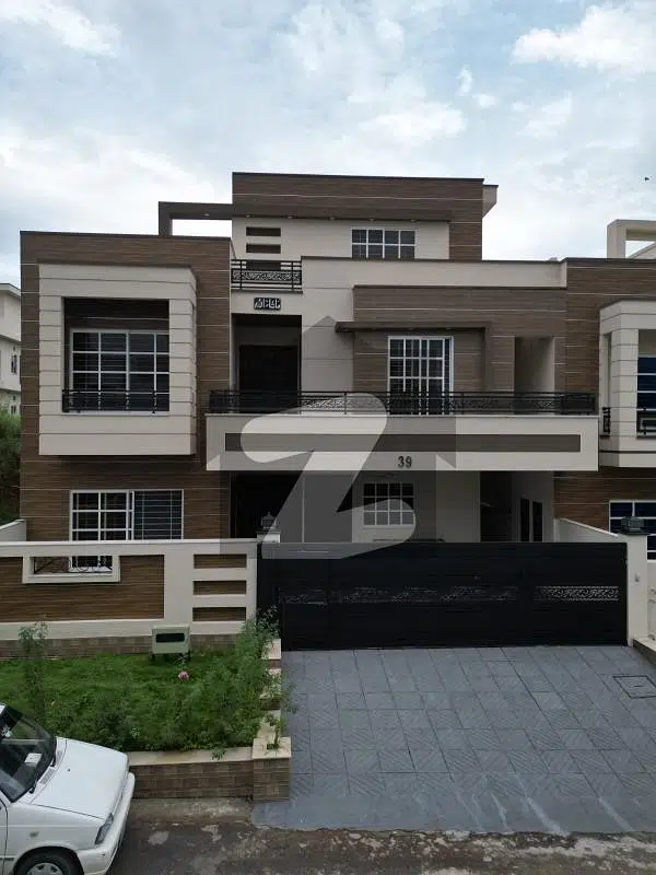 Brand New 40x80 House Available For Sale In G-13