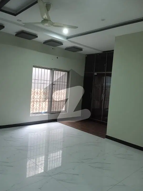 10 Marla Lower Portion For Rent Near UCP