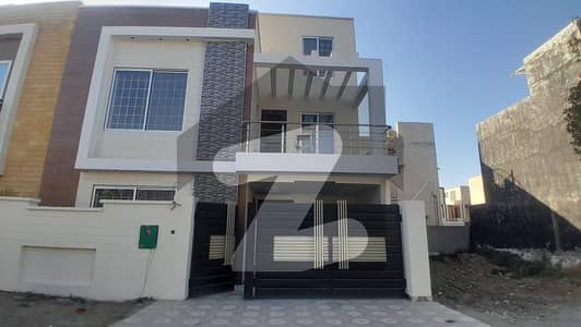 BRAND NEW 5 MARLA HOUSE IN PHASE ONE EASTERN DISTRICT BAHRIA OCHARD