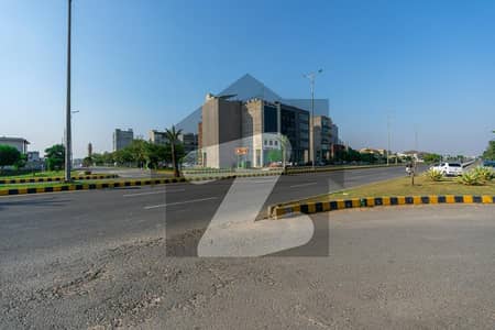 ڈی ایچ اے 9 ٹاؤن ۔ بلاک ڈی ڈی ایچ اے 9 ٹاؤن,ڈیفنس (ڈی ایچ اے),لاہور میں 5 مرلہ رہائشی پلاٹ 90.0 لاکھ میں برائے فروخت۔