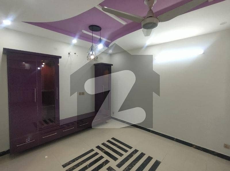 Sector G Road 2, 8 Marla Upper Portion Available For Rent
