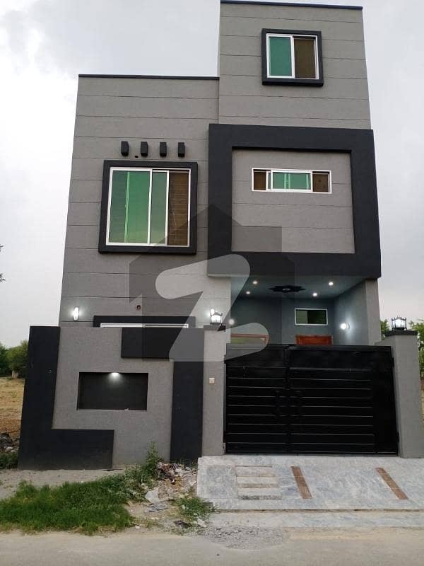 3 MARLA MODERN HOUSE MOST BEAUTIFUL PRIME LOCATION FOR SALE IN NEW LAHORE CITY PH 2.