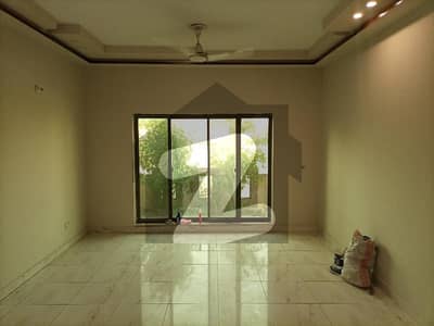 پیراگون سٹی لاہور میں 3 کمروں کا 5 مرلہ مکان 1.75 کروڑ میں برائے فروخت۔