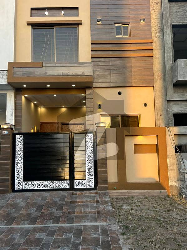 3 Marla Branded Double Storey House For Sale In Central Park Housing