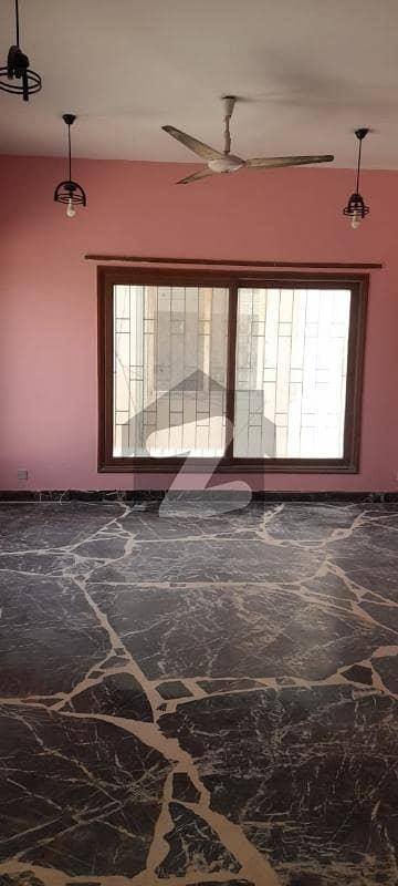 300 Sq Yards Bungalow For Rent In Dha Phase 4