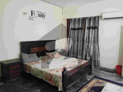 جوہر ٹاؤن لاہور میں 3 کمروں کا 3 مرلہ مکان 1.45 کروڑ میں برائے فروخت۔