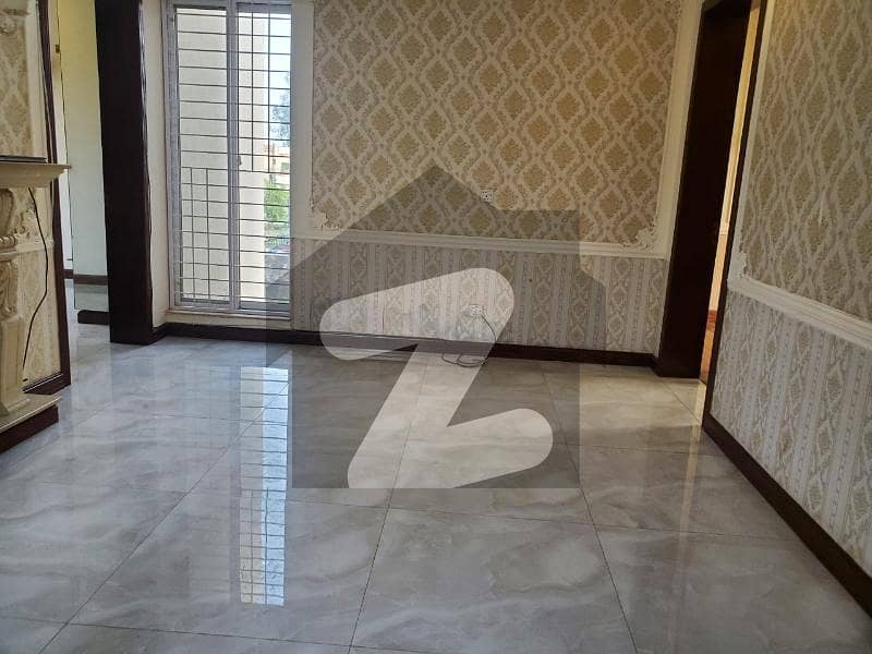 One Kanal Upper Portion For Rent In Phase 5 Block E DHA Lahore