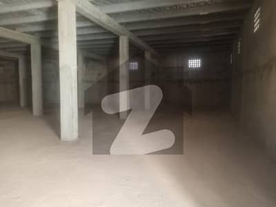 400 Sq Yard Warehouse Available For Rent At Godhra North Karachi