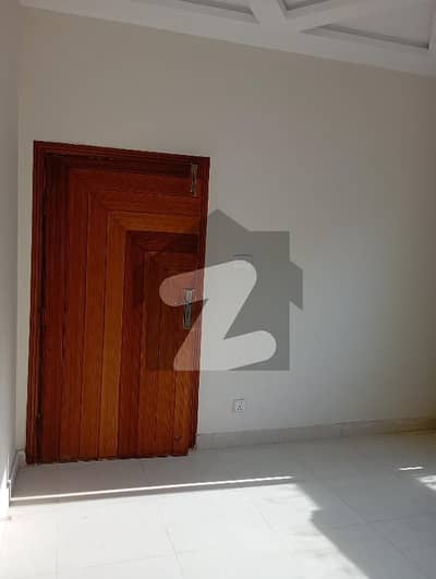 ایم پی سی ایچ ایس ۔ ملٹی گارڈنز بی ۔ 17,اسلام آباد میں 3 کمروں کا 5 مرلہ مکان 50.0 ہزار میں کرایہ پر دستیاب ہے۔