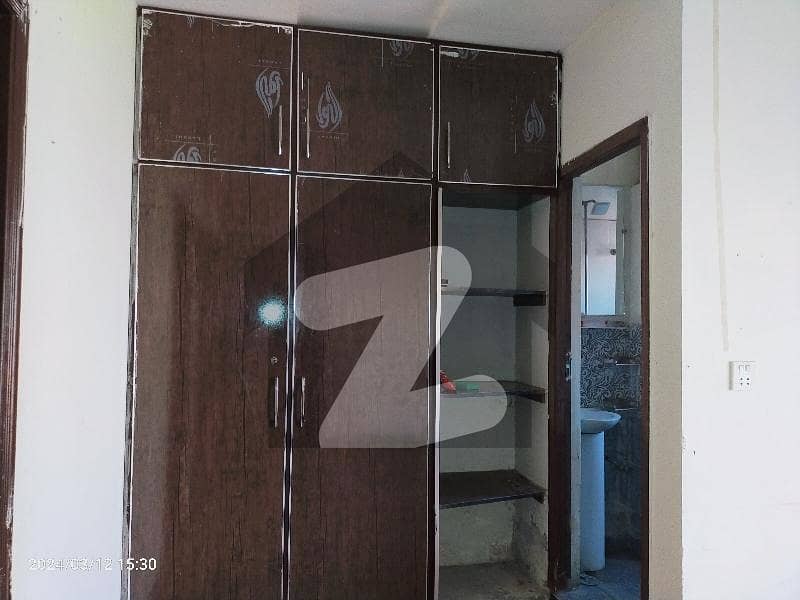 Flat For Rent Near UMT