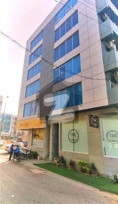 Building Available On Main Road Bukhari Commercial Close To Khyaban E 
Nishat
 
 & Main Ittehad