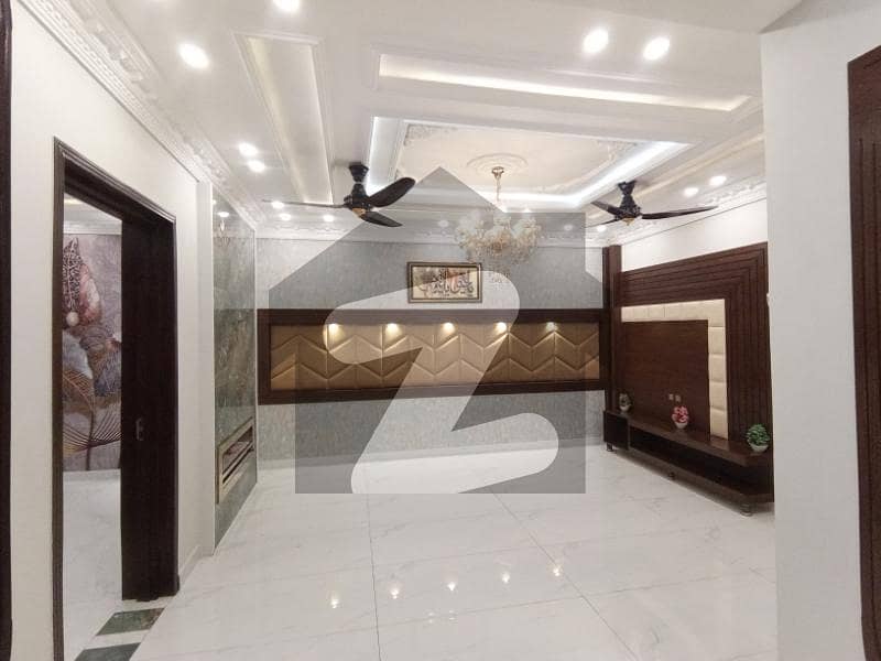 A Beautiful Designer 10 Marla Upper Portion Like New Luxury Stylish Portion On Vip Location Close To Park In Bahria Town Lahore