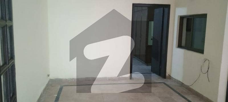 5 MARLA HOUSE AVAILABLE FOR IN DHA LAHORE