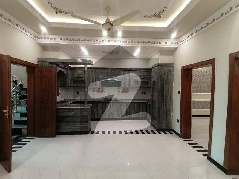 اڈیالہ روڈ راولپنڈی میں 4 کمروں کا 5 مرلہ مکان 35.0 ہزار میں کرایہ پر دستیاب ہے۔