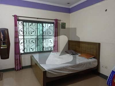 پنجاب سمال انڈسٹریز کالونی لاہور میں 4 کمروں کا 7 مرلہ مکان 90.0 ہزار میں کرایہ پر دستیاب ہے۔