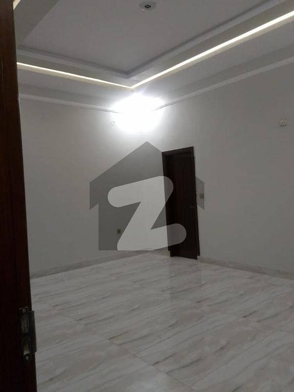 240 Sq Yards Ground Portion For Sale In Block 1 Gulshan,